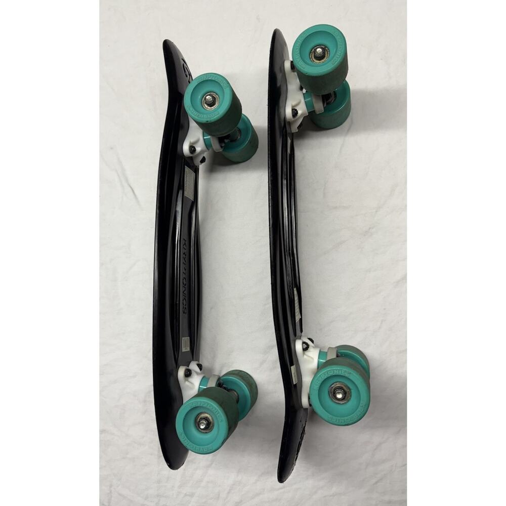 Kryptonics Classic Skateboard Torpedo22” Black With Green Wheels 2016 -2017